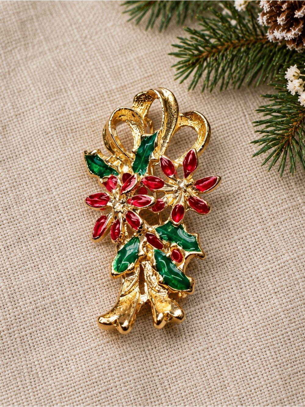 Vintage Gold Tone Christmas Garland Poinsettia Enamel Brooch